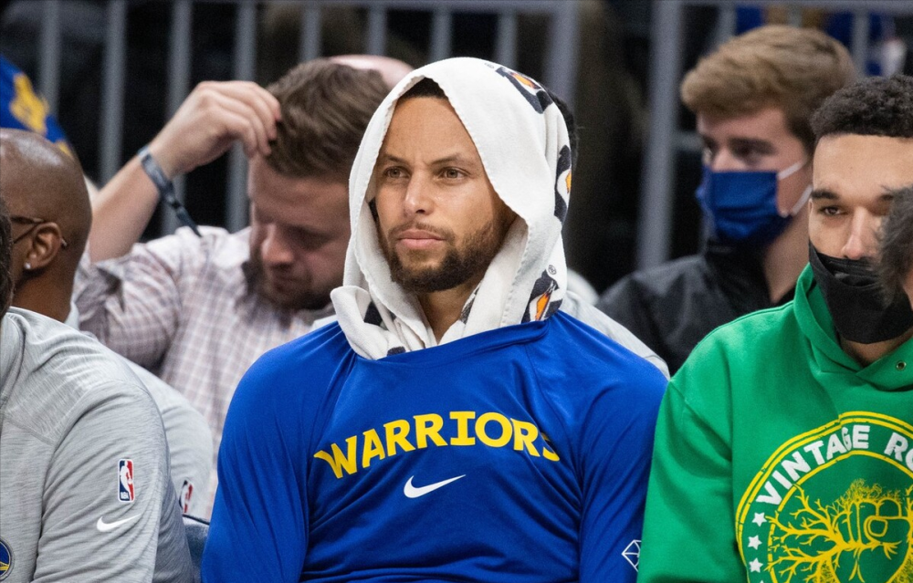 壹号娱乐欧联赛程吃紧，广厦男篮最后时刻单刀错失，压力陡增，身体对抗强度拉满的简单介绍