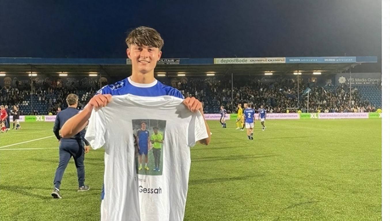 壹号娱乐包含赛地聚焦——荷甲今晨热度飙升；上海海港内部沟通；震撼外界；赛程密集仍需轮换的词条